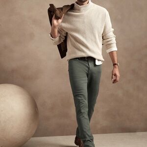 BANANA REPUBLIC SKINNY TRAVELER PANTS (Yosemite Green) 40x32